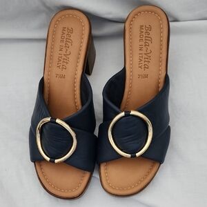 Bella Vita Women's Navy Slide Sandals